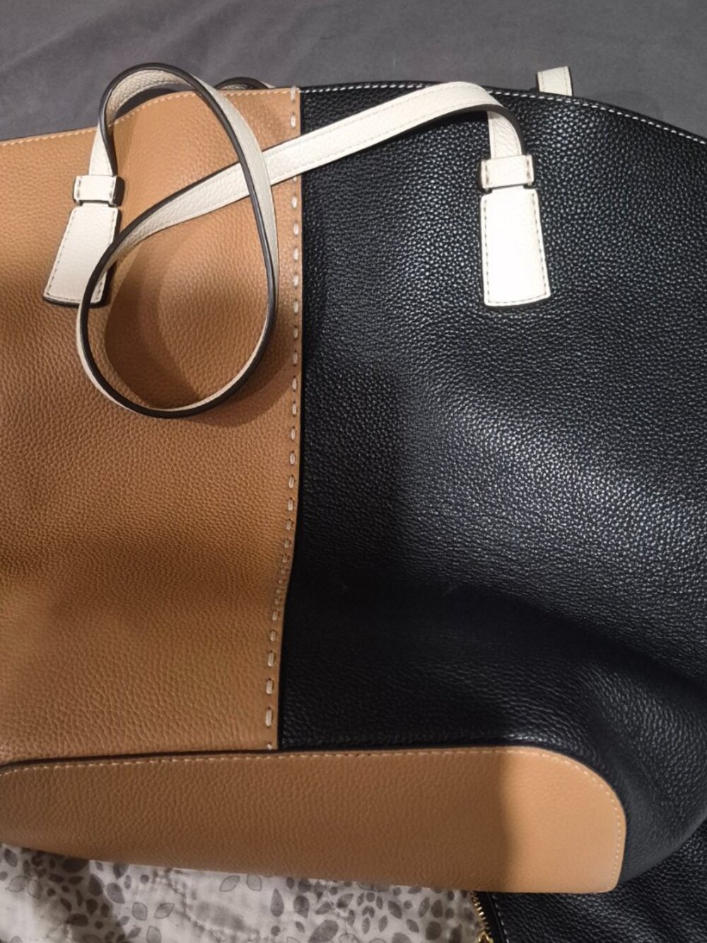 Tory Burch Tote - Picture 2 of 6